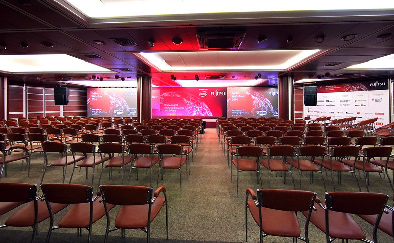 Инфопространство москва 1 й зачатьевский. Event-холл "инфопространство" москва, 1-й зачатьевский пер. Инфопространство 1-й зачатьевский. Event hall инфопространство. Эвент холл москва зачатьевский переулок.