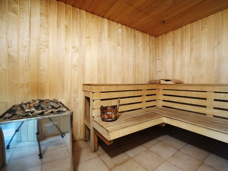 Сауна на байкальской иркутск. Баня под иркутск. Баня бочка иркутск. Банное орск. Банное царство иркутск.