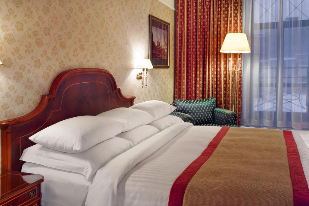 Гостиница МАРРИОТТ МОСКВА ГРАНД МОСКВА - MOSCOW MARRIOTT GRAND HOTEL 5*,  Тверская ул.26/1, Тверской, Москва, Россия метро Маяковская - сайт партнер