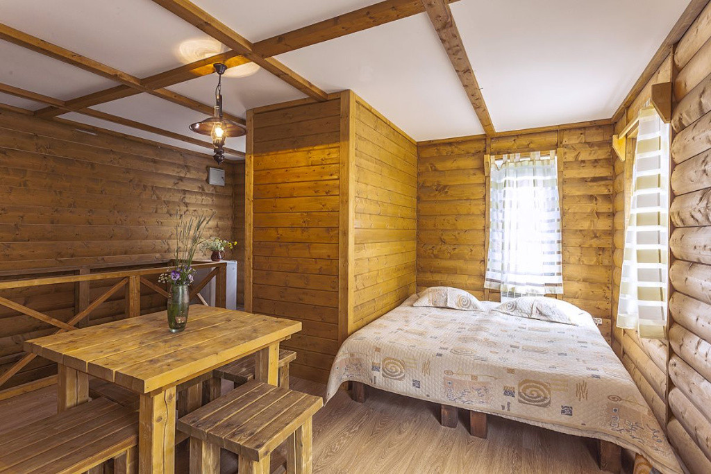 Гостиница ЗАГОРОДНЫЙ КОМПЛЕКС КИРОЧНОЕ ПОДВОРЬЕ 2*, Ленинградская область, Выборгский район, 19-й километр Средне-Выборгского шоссе сайт партнер