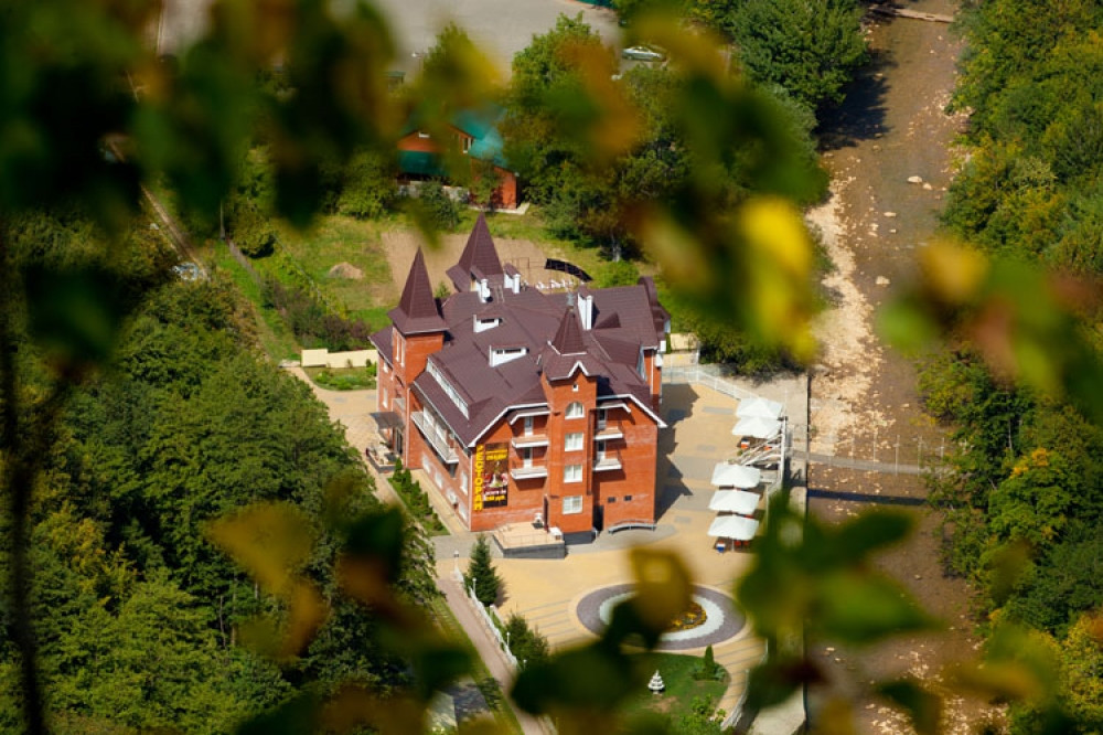 гуамка, апшеронский район, краснодарский край. гостиницы хутор гуамка. гуамка краснодарский край гостиницы. отель добрыня гуамка. отель добрыня гуамка.