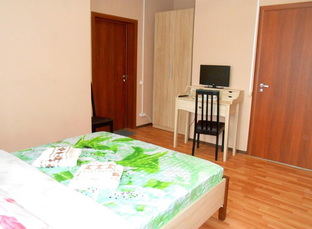 центрвльная 72 "б". мини гостиница центральный. гостиница восток биробиджан. биробиджан гостиница улица ленина. мини отель истории новомосковск.