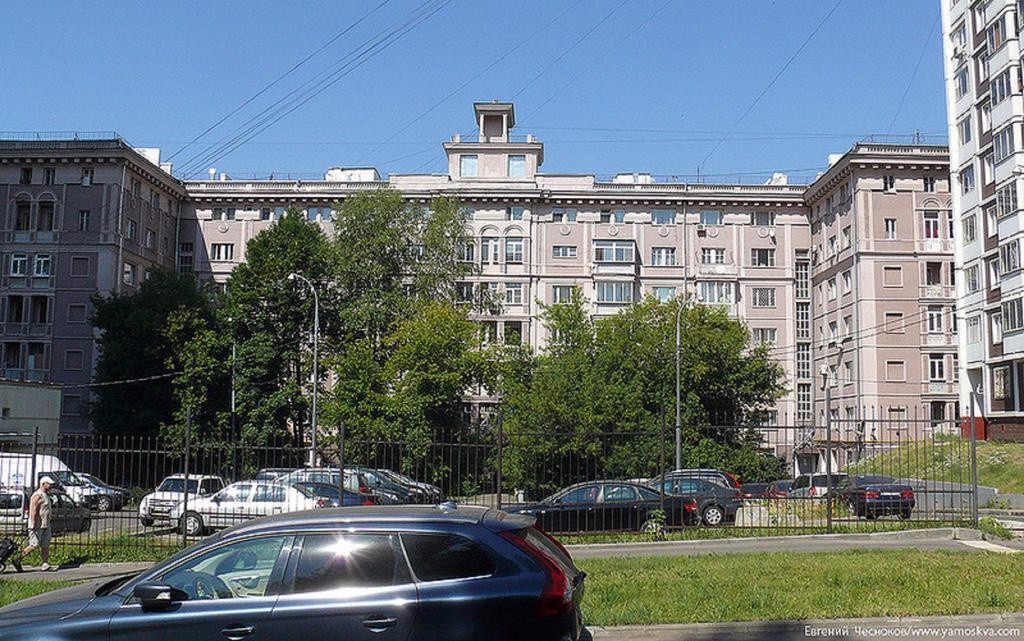 Большая набережная дом