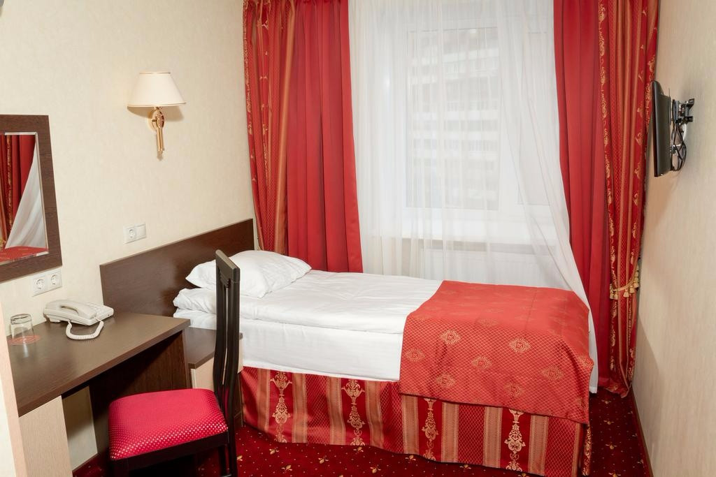 номера отелей в ижевских термах. отель ижевск. ижевск рэдиссон гостиница. номер в гостинице в ижевске. номер в гостинице в ижевске.