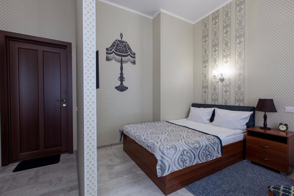 Гостиница АБАЖУРЪ 3*, Томск, улица Дзержинского, 34/3 сайт партнер