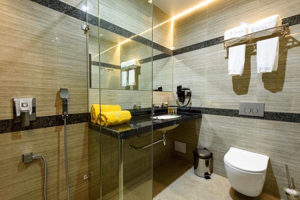 Гостиница GRAND SPA AVAX 4*, Краснодар, ул. Александра Покрышкина, 25/1, сайт па