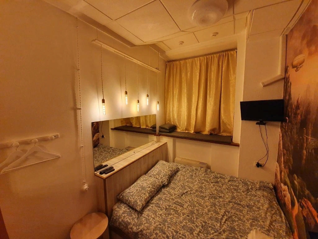 Мини отель МИНИ ОТЕЛЬ LIGHT DREAM, г. Москва, Большой Златоустинский  переулок, д. 3/5, стр. 1 метро Китай-город - сайт партнер