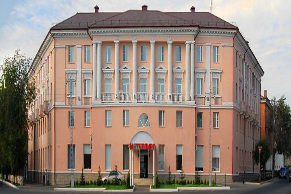 Гостиница металлург новотроицк