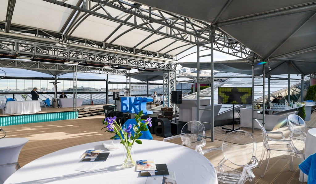 Omega rooftop цветной. Omega Rooftop, цветной бульвар, 15, стр. 1.. Omega Rooftop, цветной бульвар 15, с.1. Омега Руфтоп цветной бульвар. Площадка: Omega Rooftop.
