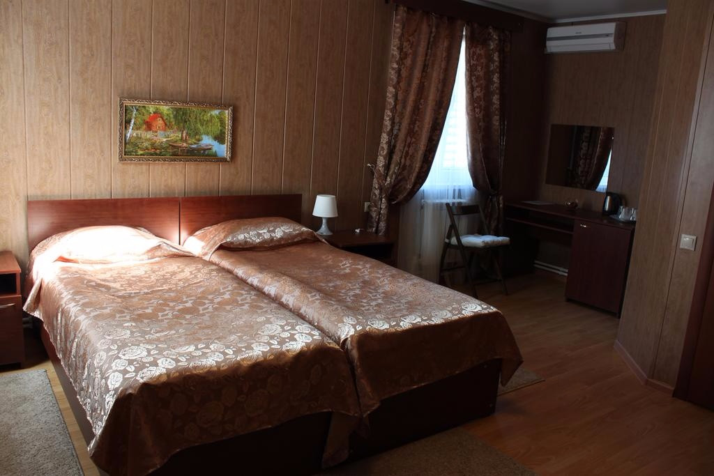 Гостиница уют сергиев посад. Гостиница уют в сергиевом посаде снять на сутки. Гостиница сергиев посад овражный переулок. Сергиев посад овражный переулок 23 а. Гостиница сергиев посад овражный переулок.