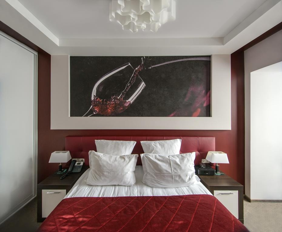 Мини отель AHOTELS DESIGN STYLE НА ТОЛСТОГО, Россия, Новосибирск, улица  Толстого, 56 сайт партнер