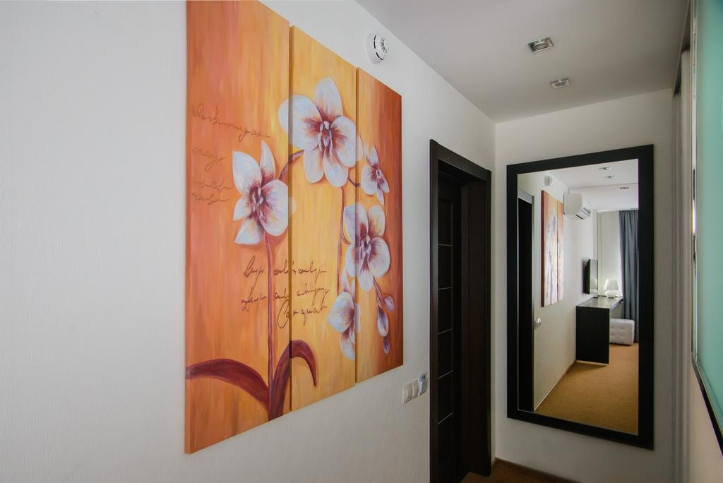Мини отель AHOTELS DESIGN STYLE НА ТОЛСТОГО, Россия, Новосибирск, улица  Толстого, 56 сайт партнер