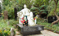 Pogostite.ru - В Кисловодске открыли памятник Шаляпину