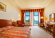 Ореанда Премьер Отель Улучшенный двухместный номер с 1 кроватью или 2 односпальными кроватями, вид на море