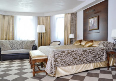 Богатырь (Билеты в Парк Включены) Junior Suite без завтрака