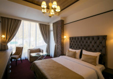 Vertex SPA hotel Семейный Делюкс с кроватью размера king size и балконом»