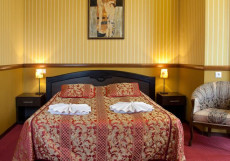 Отель Селивановъ (на озере Неро) Двухместный полулюкс двуспальная кровать