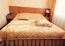 ТАРИК (г. Оренбург, Проспект Победы) Стандартный двухместный номер с двуспальной кроватью