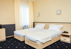 Мира Отель (Бесплатная парковка) Двухместный номер Делюкс с 1 кроватью или 2 отдельными кроватями