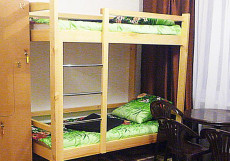 БОРНЕО HOSTEL (Г. БАРНАУЛ, ЦЕНТР ГОРОДА) Кровать в общем четырехместном номере