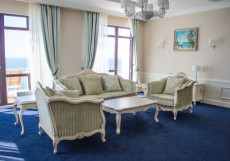САНАТОРИЙ СОСНОВАЯ РОЩА (г. Ялта, Крым) Executive Suite (2 корпус)