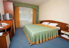 Отель Гуамка (парковка, Wifi) Двухместный номер Superior двуспальная кровать