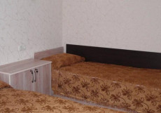У ИСТОЧНИКА (Г. ЕССЕНТУКИ, ВОЗЛЕ ИСТОЧНИКА) Двухместный номер с 1 кроватью или 2 отдельными кроватями