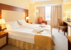 Marins Park Hotel Москва Пражская Люкс с Джакузи