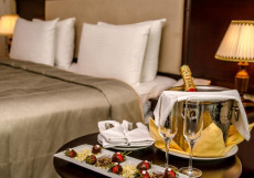 Ramada Baku Hotel - Рамада Баку Хотел | 1-линия | частный пляж | бассейн Полулюкс