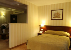 Ramada Hotel & Suites Bucharest North | Бухарест | парк Тинеретулуи | Сауна Люкс с кроватью размера 