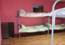 КУРСК ХОСТЕЛ | Курск | Школа фехтования | Парковка Кровать в общем номере для мужчин и женщин с 8 кроватями