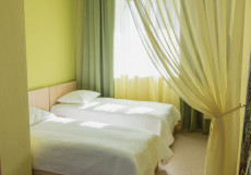 Медикал Отель & СПА | г. Тюмень | Центральная площадь | СПА | Двухместный номер эконом-класса с 2 отдельными кроватями и общей ванной комнатой