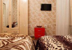 Guest House Manas | Каракол | набережная реки Каракол | катание на лыжах Трехместный номер с видом на горы