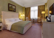 Рэдиссон Коллекшен Отель Москва - Radisson Collection Hotel Moscow Двухместный номер Collection Superior  двуспальная кровать