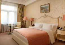 Рэдиссон Коллекшен Отель Москва - Radisson Collection Hotel Moscow Двухместный номер Collection Superior  2 отдельные кровати