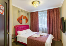 Рандеву Отель в Марьино (Парковка) Номер с кроватью размера «queen-size» 