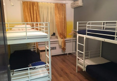 Sweet Sleep Hostel & Hotel | Сургут | Парковка Четырехместный номер с общей ванной комнатой