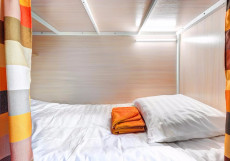 Точка Авиамоторная Кровать в четырехместном женском номере для женщин