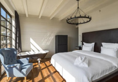 Rooms Hotel Tbilisi - Румс Отель | Тбилиси | Центр | С завтраком Номер с кроватью размера 