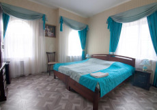 Бутик-Отель Три Богатыря Улучшенный двухместный номер с 1 кроватью или 2 отдельными кроватями