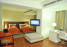 Worldhotel Saltanat Almaty Улучшенный двухместный номер с 2 отдельными кроватями
