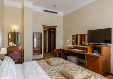 Отель Петр I - Peter 1 Hotel Двухместный номер с 1 кроватью и доступом в представительский лаундж