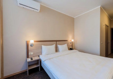 Азимут Отель Пенза (сеть Azimut) Улучшенный двухместный номер с 1 кроватью