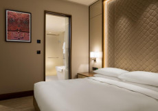 Отель Хаятт Ридженси Москва - Hyatt Regency Moscow Petrovsky Park Номер с кроватью размера 