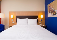 Космос Санкт-Петербург Невский бывш. Park Inn by Radisson Nevsky St. Petersburg Двухместный номер Standard  двуспальная кровать