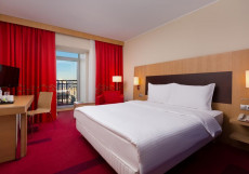 Космос Санкт-Петербург Невский бывш. Park Inn by Radisson Nevsky St. Petersburg Двухместный номер Superior с балконом и с видом на город  2 отдельные кровати