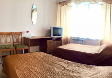 Белореченск Двухместный номер с 2 отдельными кроватями и балконом