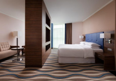 Four Points by Sheraton Kaluga - Фор Поинтс бай Шератон Калуга Представительский люкс