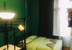 Отель Три вокзала на Комсомольской (Travel Inn Красные ворота) Семейный номер с общей ванной комнатой