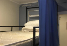 Отель Три вокзала на Комсомольской (Travel Inn Красные ворота) Кровать в общем номере с 4 кроватями